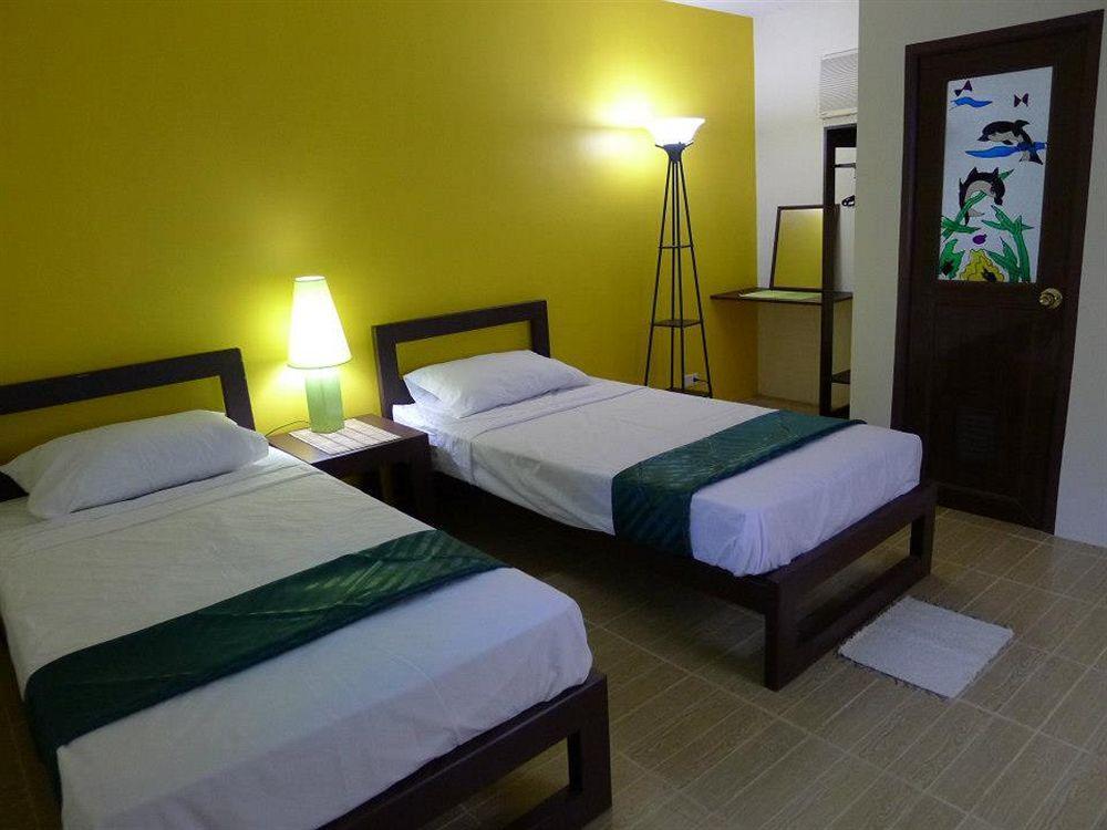 By The Bay, Jacana Bed & Breakfast Puerto Princesa Exterior foto